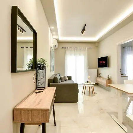 Danae Luxurious #tifhelexpo